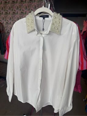 Beulah White Button-Down Shirt with Pearl Embellished Collar